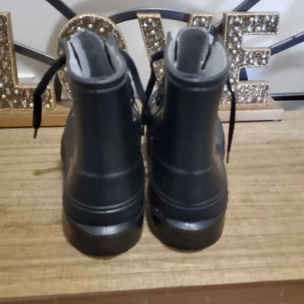 ONGUARD Unisex Steel Toe Black Rubber Work Boots Sz M6 / W8 Rain, Outdoors